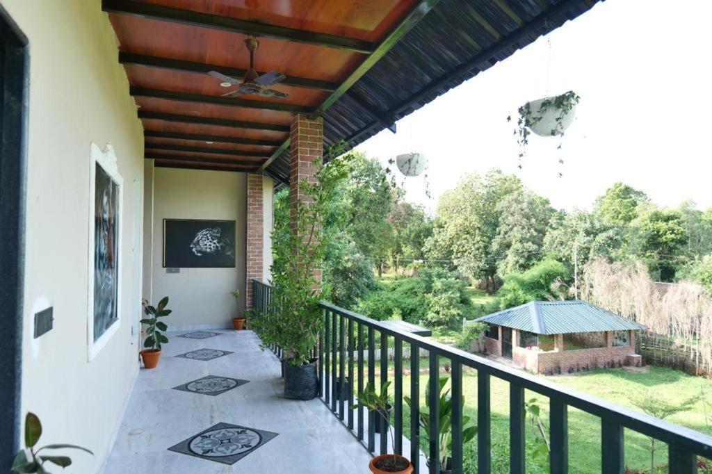 Jewel Of Jungle Apartment Tala  ภายนอก รูปภาพ